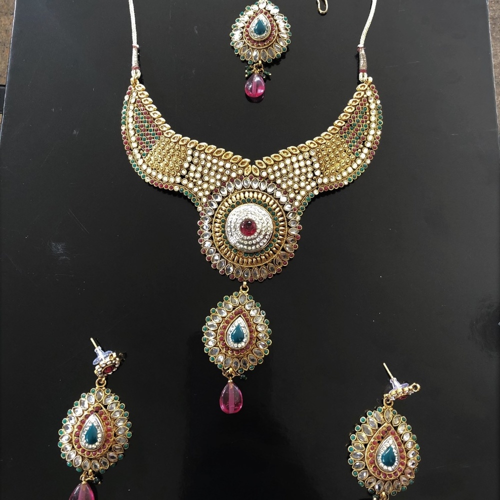 COPY - Antique Kundan set
